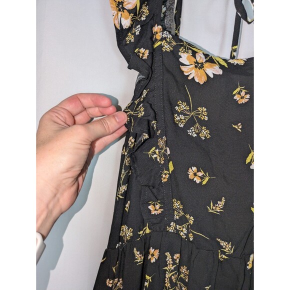 NWT Wild Fable Dress S Women's Black Floral Floral Ruffle Apron Front Sundress - Picture 2 of 7